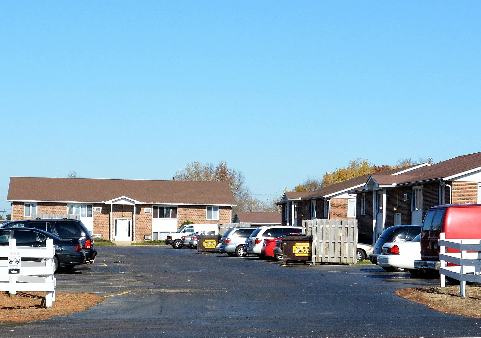 River Ridge Apartments — Photo 1