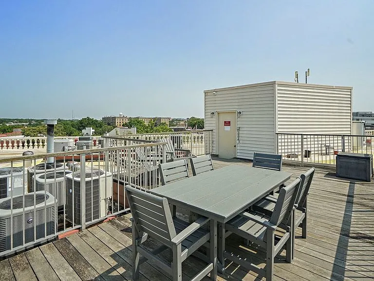 1801 Calvert St NW #504 — Photo 27