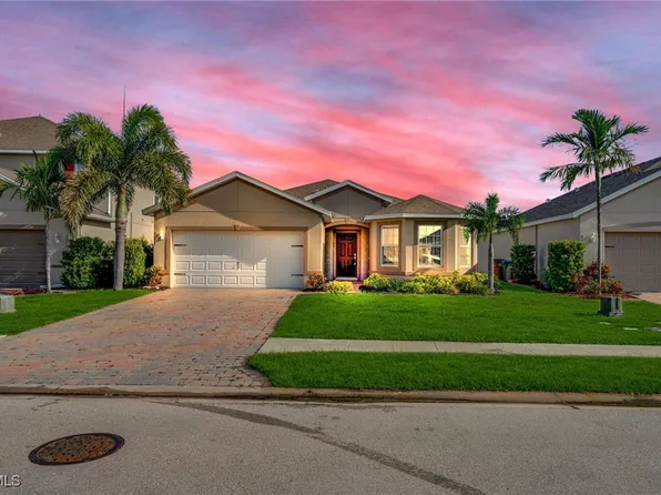 3477 Acapulco Cir, Cape Coral, FL 33909