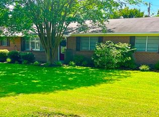 513 Shannon St, Belzoni, MS 39038