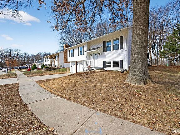 5th image of 11953 Meadow Run Ct