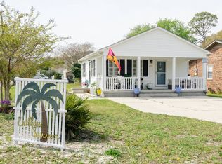 812 S 5th St, Carolina Beach, NC 28428
