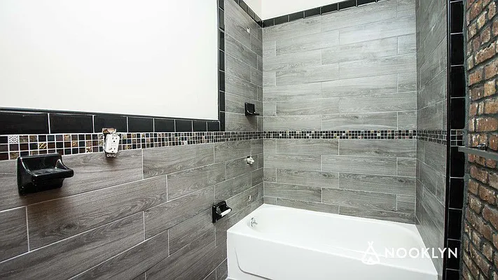 Rented by Nooklyn NYC LLC | media 27