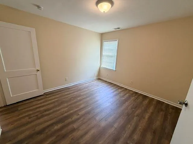 4 bed, 2.0 bath, 1259 sqft, $1,450 — Photo 4