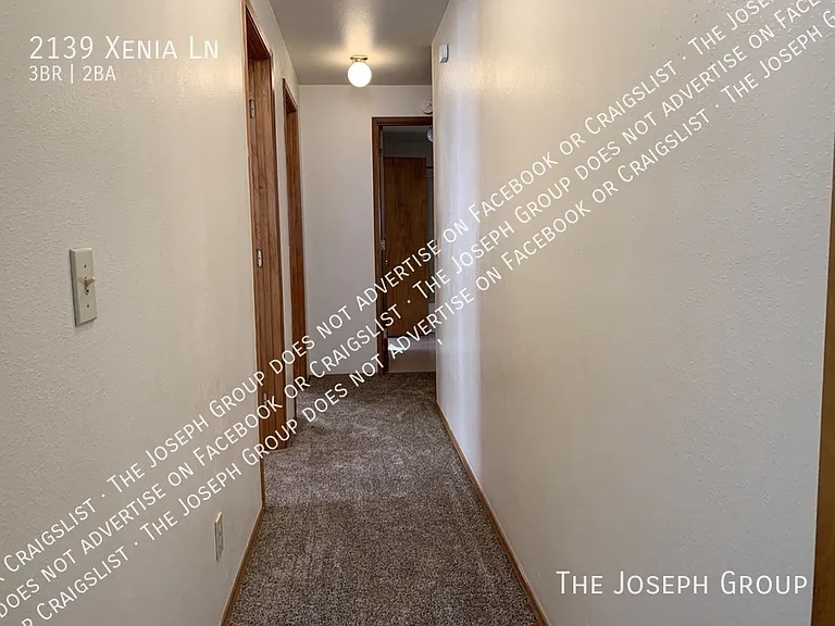 2139 Xenia Ln — Photo 12