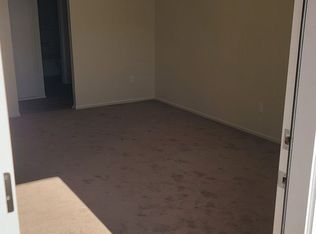 428 16th St #22, Huntington Beach, CA 92648
