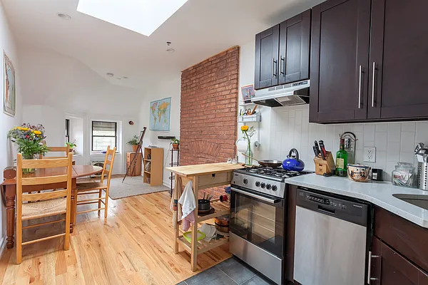 Rented by Cooper & Cooper Real Estate | media 1