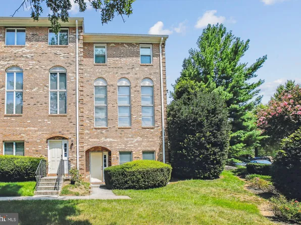 3710 Madison Ln, Falls Church, VA 22041