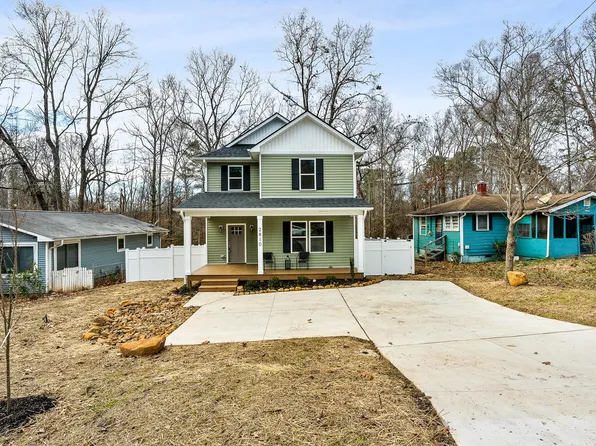 2810 Beechwood Dr, Durham, NC 27707