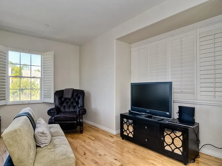 16489 Sunstone Dr — Photo 11