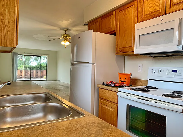 868 Tramway Lane Ct NE #C-A — Photo 3