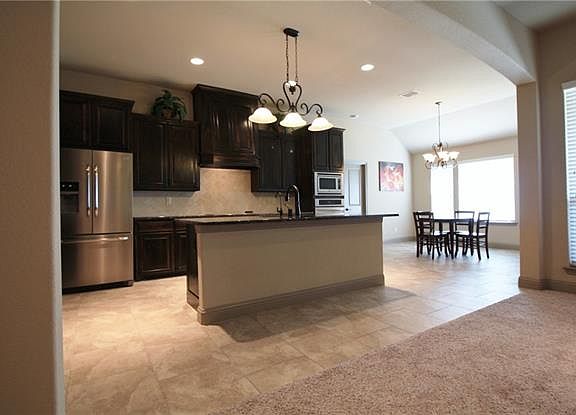 5th image of 1055 Dominique Dr