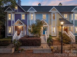 322 W 10th St, Charlotte, NC 28202