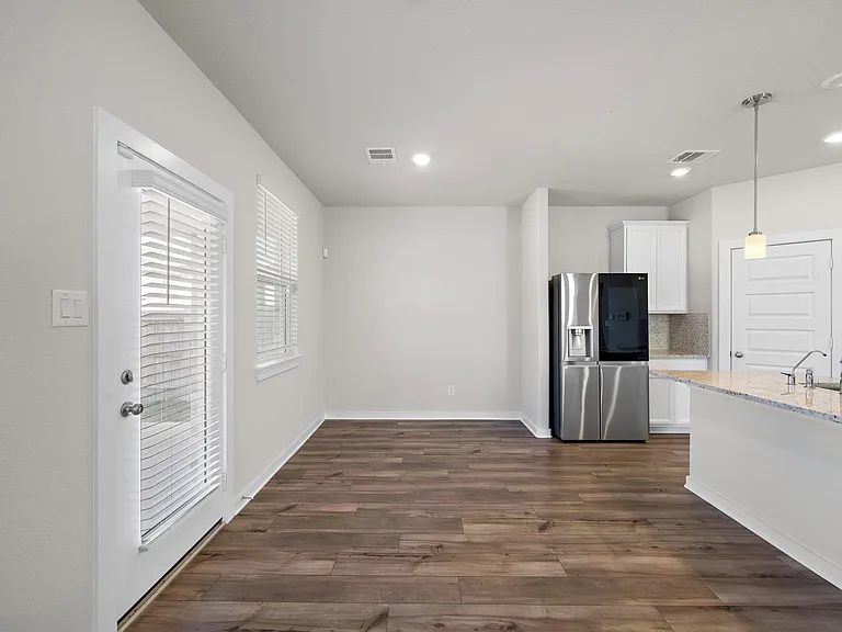 17482 Buckeye Bch — Photo 8