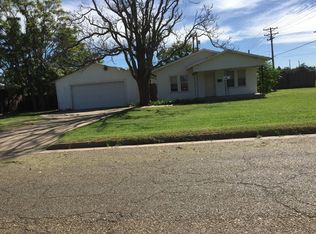 2419 38th St, Lubbock, TX 79412