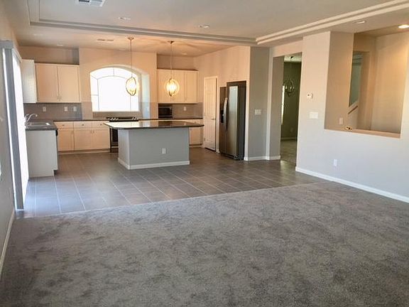 4th image of 8164 Hunter Hill Ct