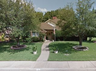 111 Redman Ln, Waxahachie, TX 75165