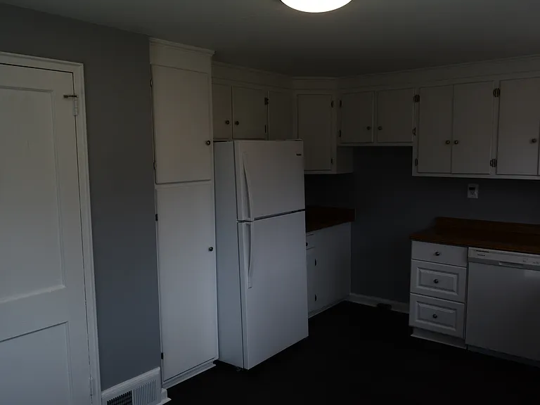 8 Loomis Hts #B — Photo 8