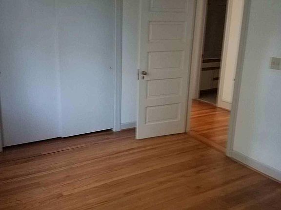 3rd image of 742 Graydon Ave APT 1
