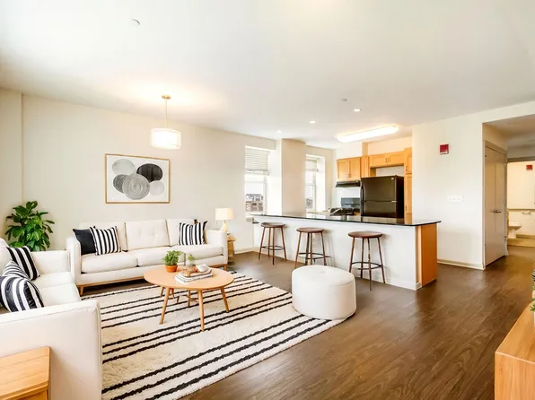 Strathmore Apartments