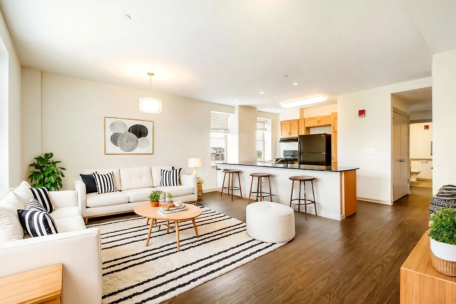 70 W Alexandrine St APT 601 photo 1