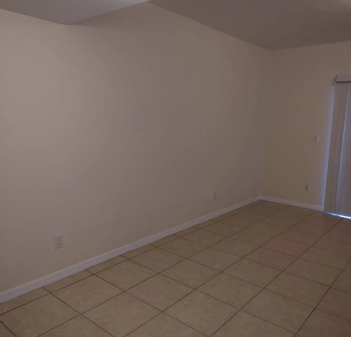2 bed, 1.5 bath, 1100 sqft, $1,400 — Photo 4