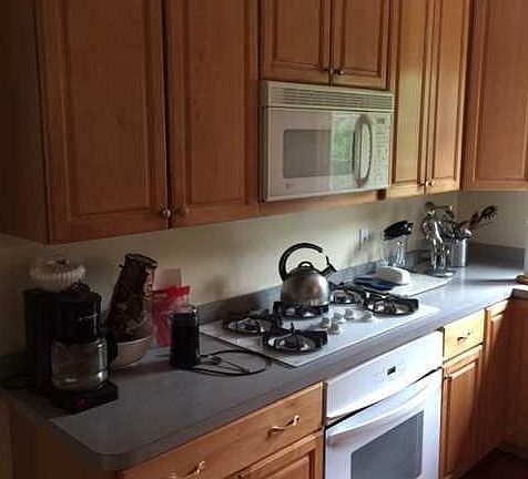 3rd image of 26 Edgewater Dr