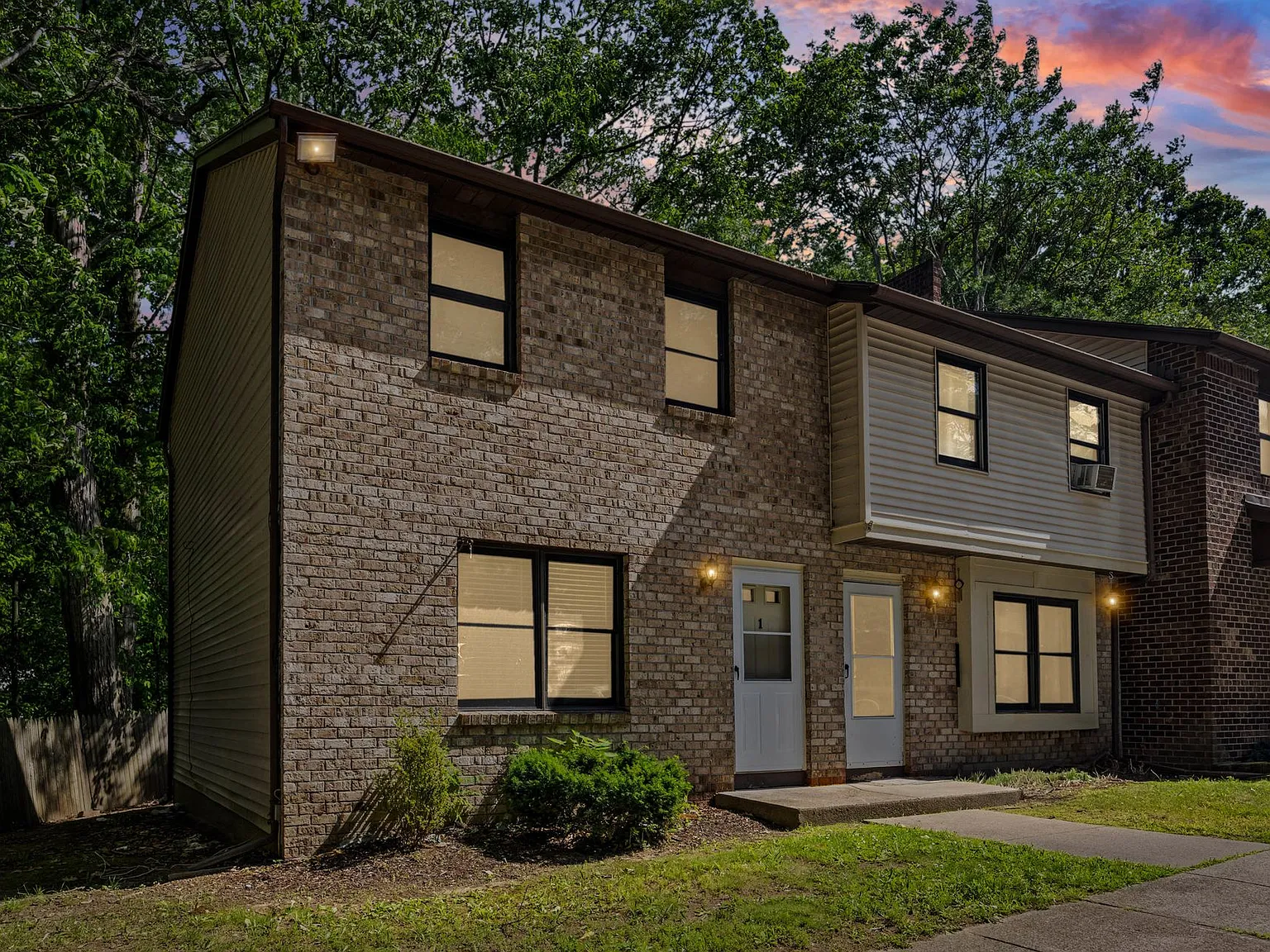 419 Britton — Photo 1