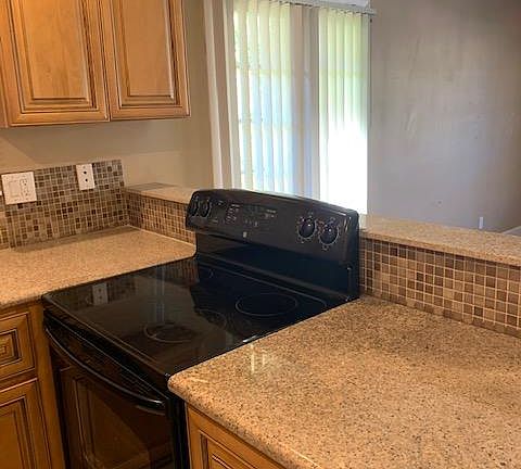 3rd image of 1335 Lorilyn Ave Unit 1