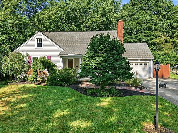 3rd image of 4746 Firnley Ave