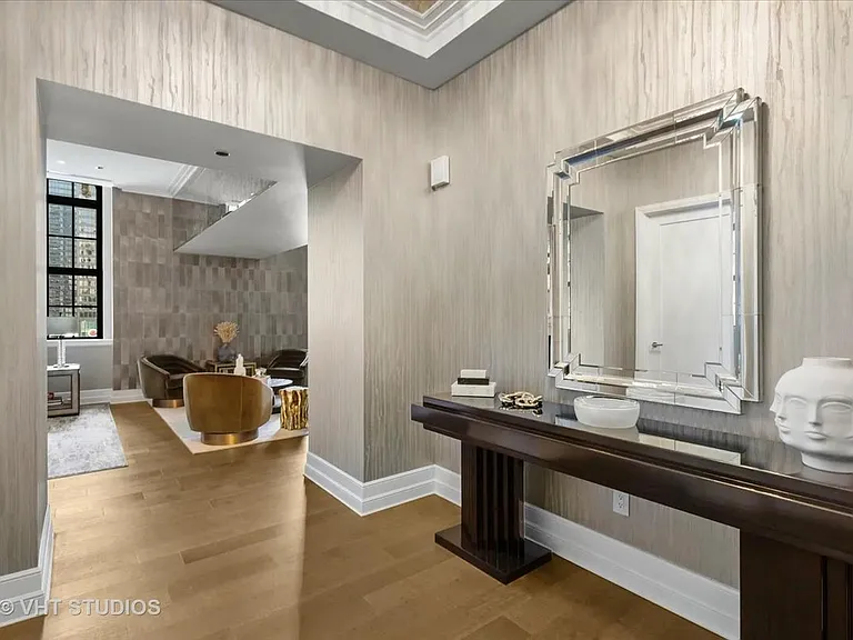 435 N Michigan Ave #401 — Photo 4