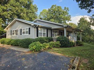 1049 Creasy Patch Rd, Cornelia, GA 30531