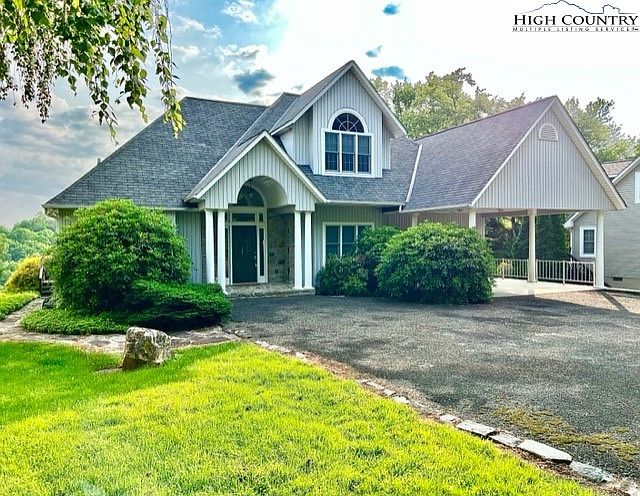 1st image of 836 Turnberry Drive