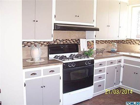 4th image of 805 E Laurel Ave