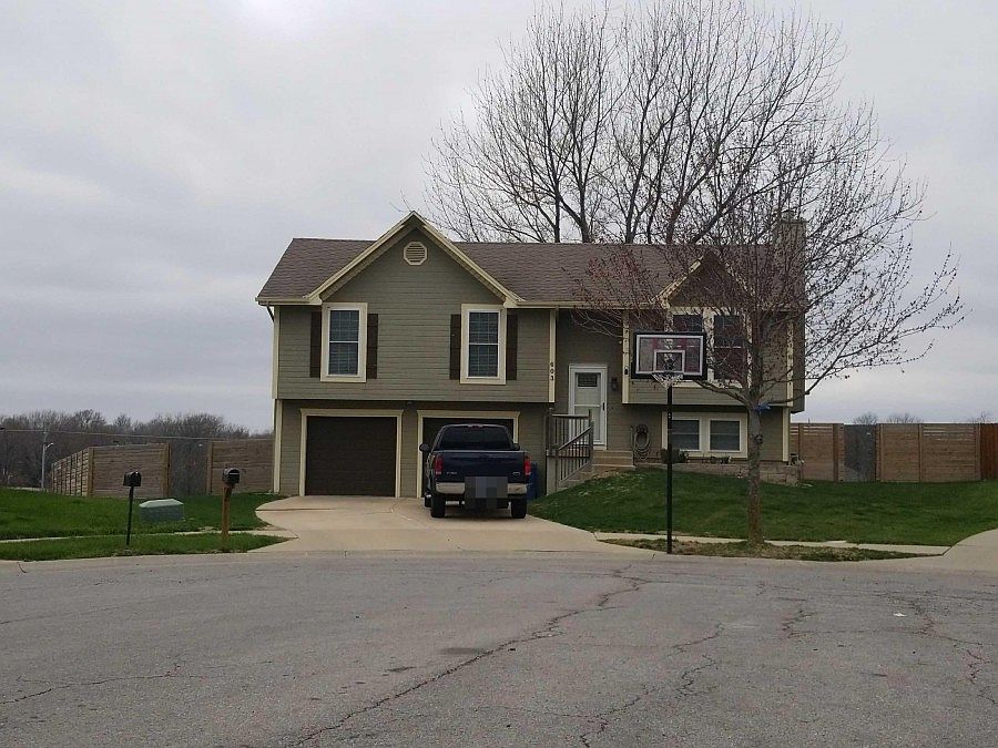 1st image of 603 NE 108th Ct