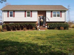 1310 Landsdowne Dr, Conover, NC 28613