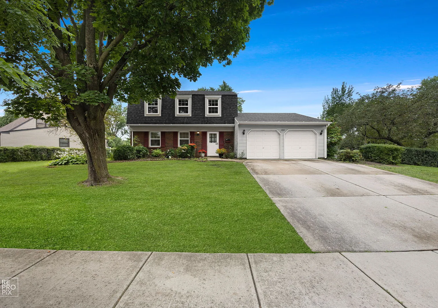 3 bed, 2.5 bath, 1790 sqft, $3,200 — Photo 1