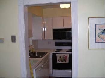 4th image of 259 Imperial Ln