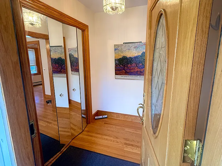 18 Silk St #1 — Photo 11