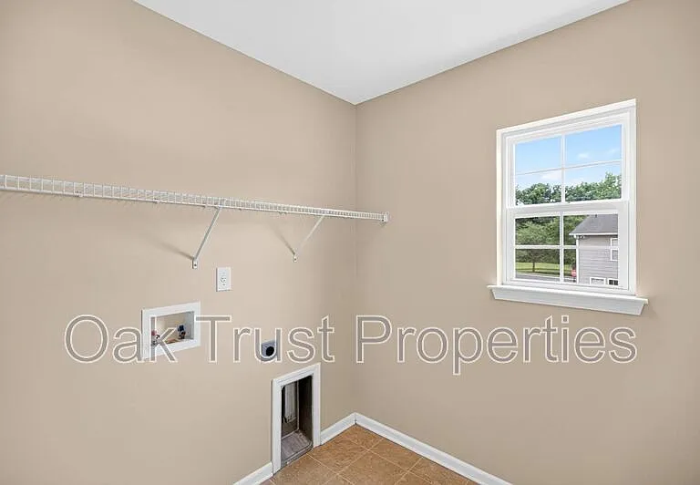 7018 Bellflower Ln — Photo 21