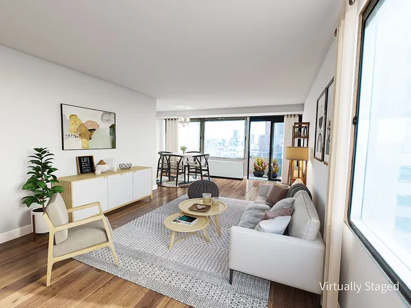 170 Park Row APT 17C, Manhattan, NY 10007