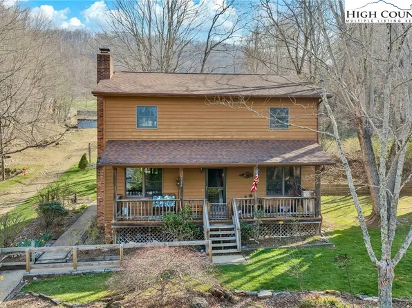 156 Wickham Square #8, Boone, NC 28607