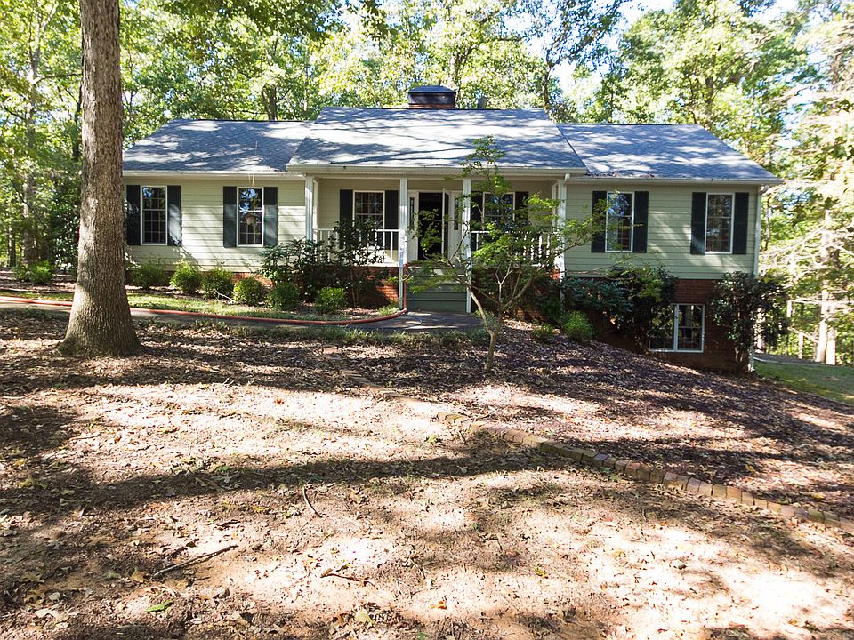 1st image of 585 Turner Dr