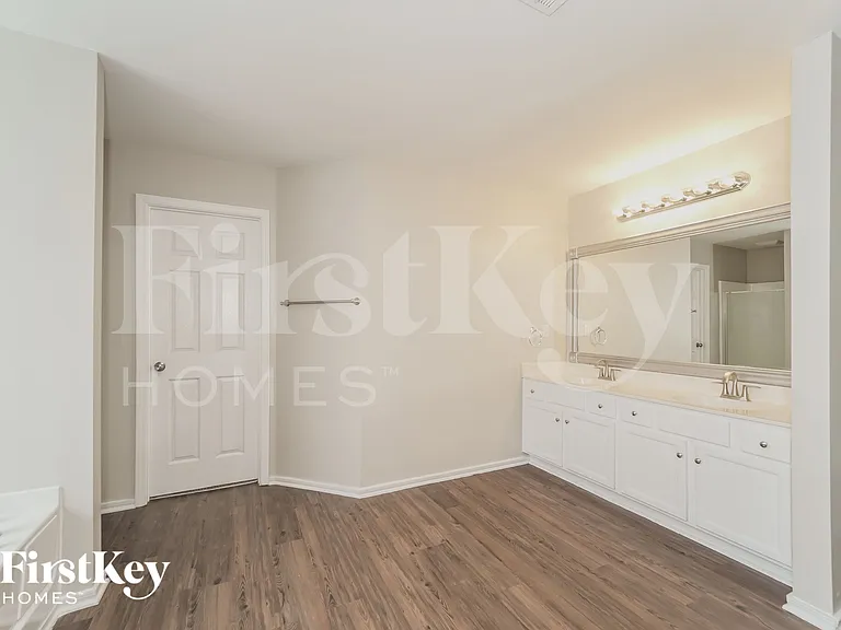 4031 Larkhaven Village Dr — Photo 11