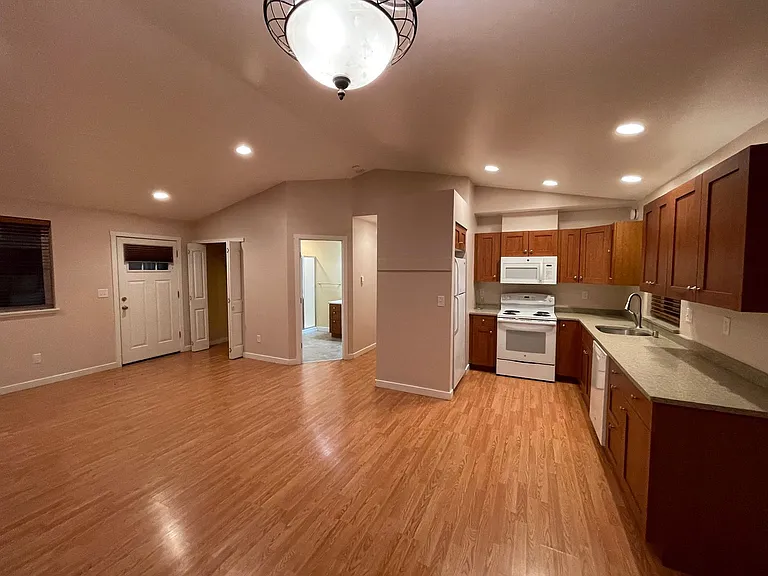 4391 Masterson Rd — Photo 4