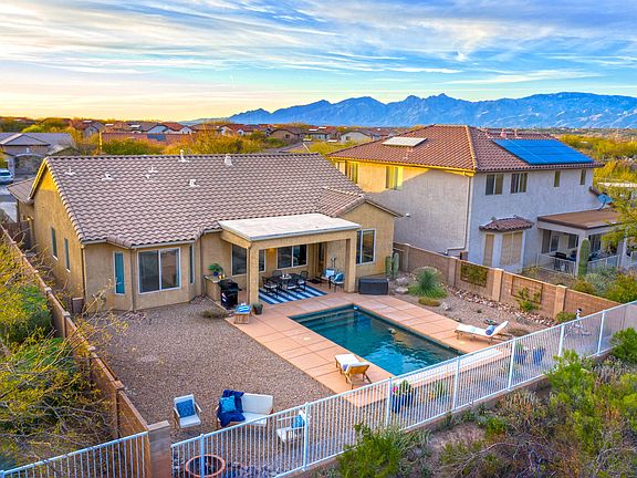2nd image of 5887 S Fiorenza Pl