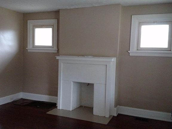 2nd image of 1430 Cedar Ave