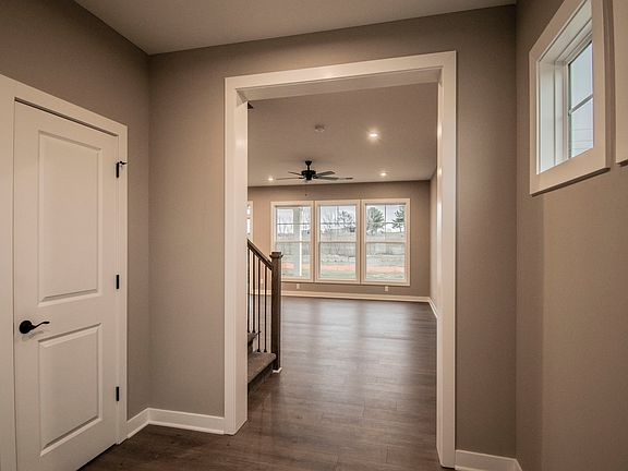 3rd image of 2028 Pebble Wood Dr