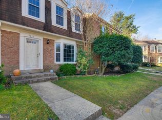 7919 Bethelen Woods Ln, Springfield, VA 22153