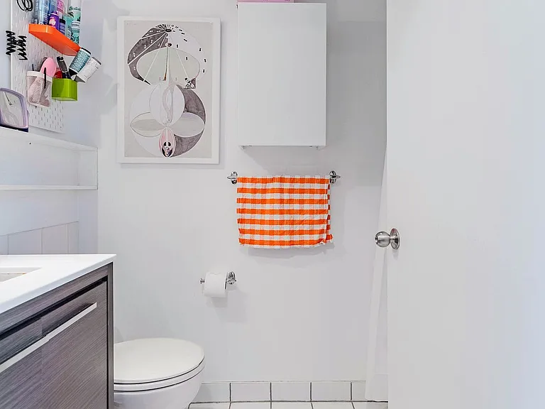 255 Richmond St E #821 — Photo 34